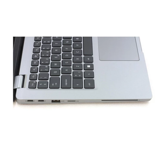 Dell Latitude 5330 felújított laptop i3-1215U 16GB RAM 256SSD 13,3