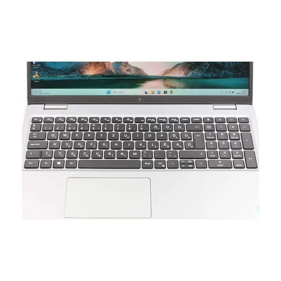 Dell Precision 3560 felújított laptop i7-1165G7 32GB RAM 512SSD FHD 15.6