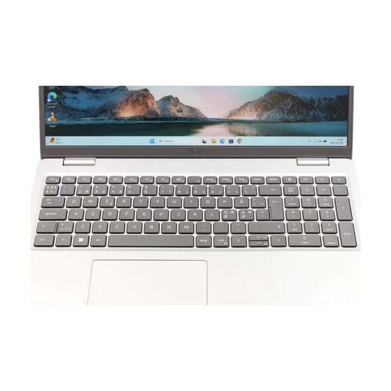 Dell Precision 3560 felújított laptop i7-1165G7 16GB RAM 512SSD FHD 15.6